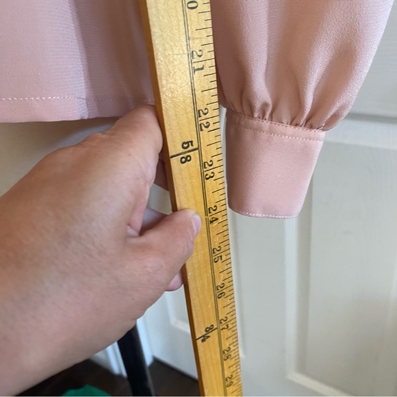 EUC vintage Christian Dior Dusty rose, pull over puff sleeved blouse - Picture 7 of 12